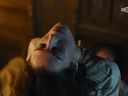 Milena Radulovic sex scena - Groznyj s01e05 (2020)